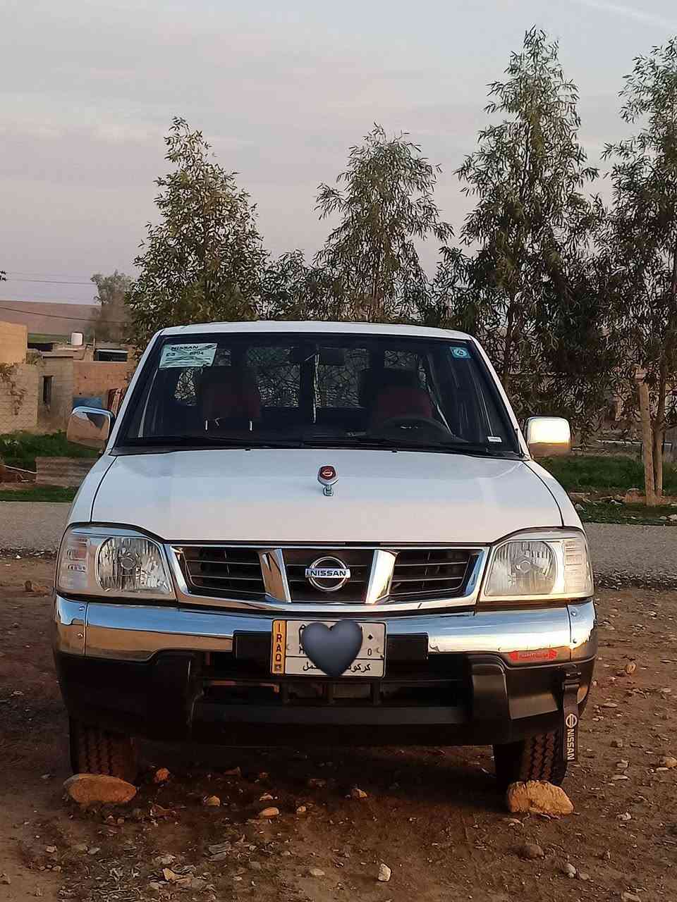 نیسان پیکاب بۆفرۆشتن2011تایلەندی ڕەقەم کەرکوک دەفتر بەنزینی هەیە سەنەوی تازەیە سیارەکە بەناو خۆمانەوەیە چوار تایەی تازەیە لەزگەی شەریکەی پێوە ماوە  دوو دەسی کردووە لەشەریکەوە گێرو مەکینەو اکسل بەناو کردنی هەمووی بەشەرت سبووغی نیە بەس ساردی هەیە قفل مەرکەزی جام کارەبایی.
***********
