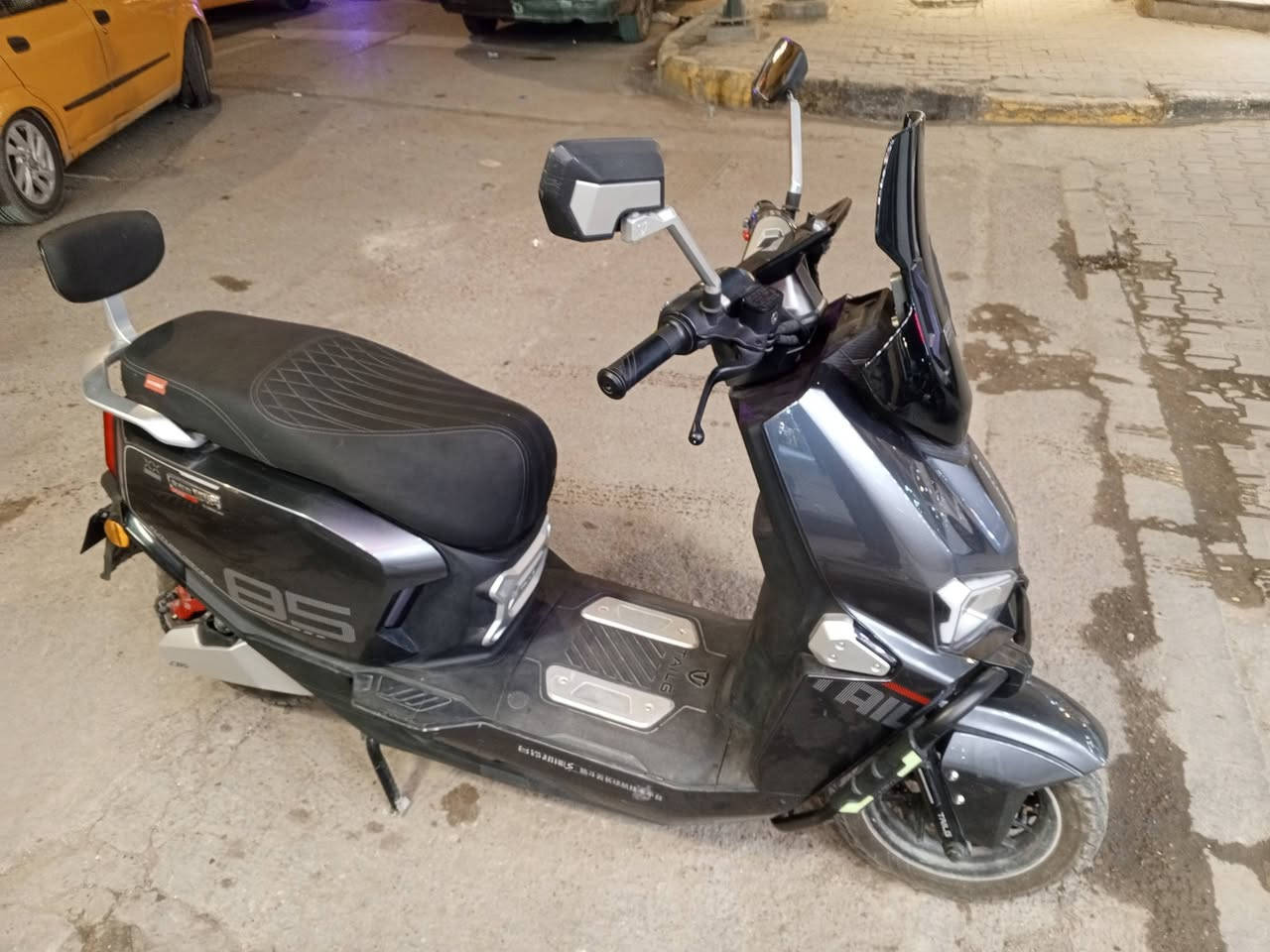 السلام عليكم دراجه شحن جديده ماشيه 145 مكاني بغداد
***********
