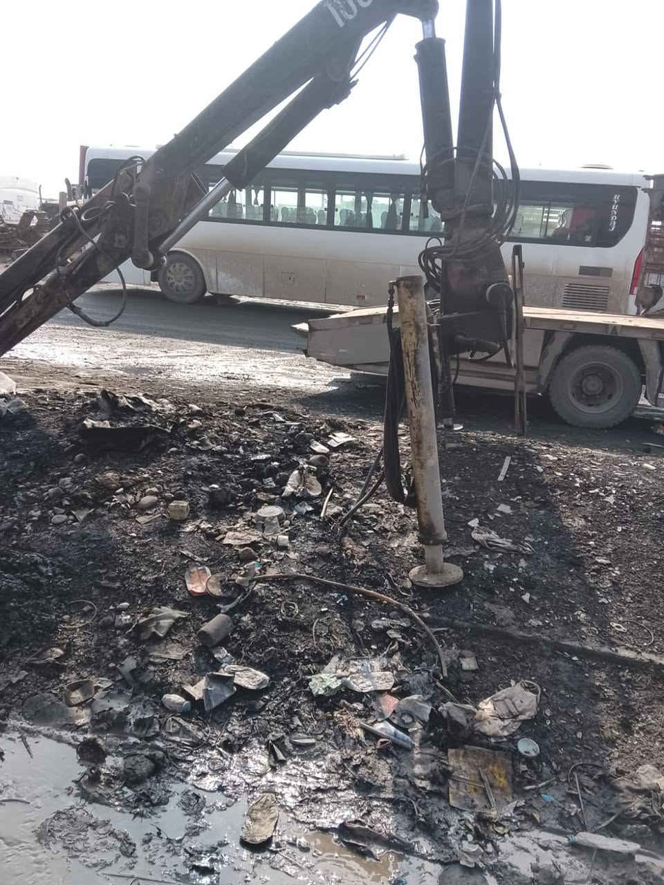 بسم الله   كرين لي بيع سعر   15  مناسب ٥ طن  ***********
