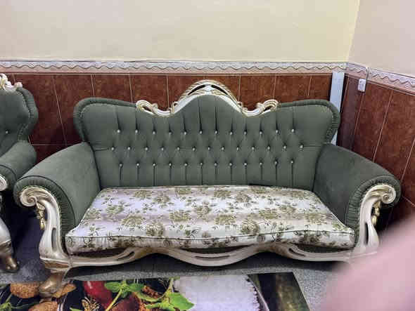 تخم ملكي للبيع التخم نضيف   شوفت عينكم سعره500وبي مجال موقعي بغداد قطاع٧للتواصل(***********)
