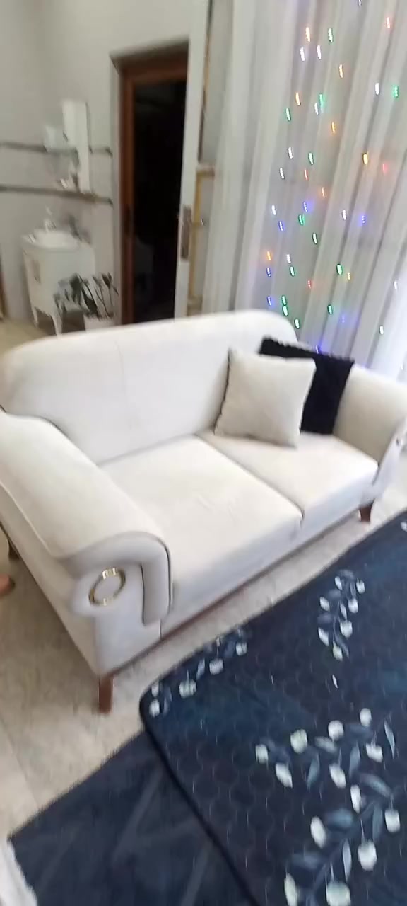 تخم تركي ٧مقاعد سعر ٤٠٠ المكان حي اور


**إذا كنت صاحب هذا الإعلان وتريد حذفه لأي سبب، رجاءا أرسل رسالة إلى الدعم الفني**