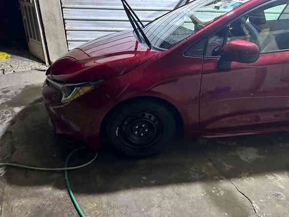 كورلا للبيع وارد أمريكيLE موديل 2024 ماشيه 14 الف بدون تبديل بيه جاملق، بنيد مصطلحات نفسهن صور حادثة بالمنشور مامكاني بغداد جسر ديالى السعر 160$وبيه مجال ***********
