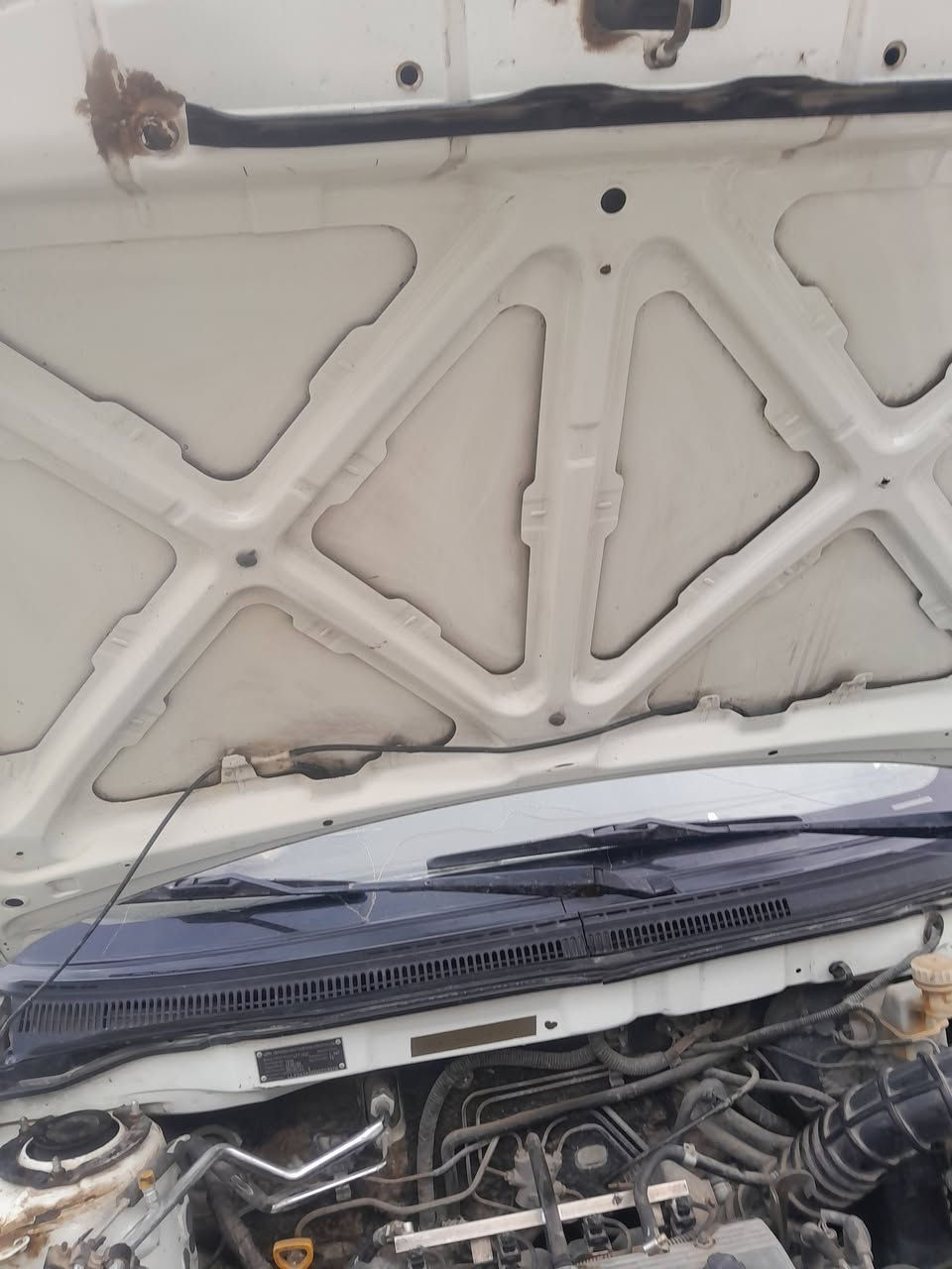 السلام عليكم ليفان موديل 13 بأسمي سياره مكفوله فقط بس دواسات كير محرك خير من الله سنويه 28 تخم تاير صدر جديد كهربائيات شغاله مكان سياره واسط العزيزية ***********
