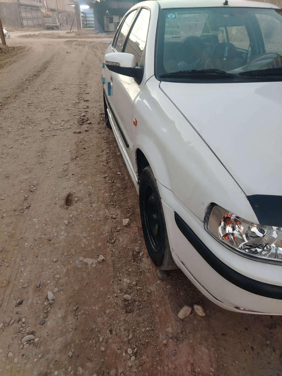 السلام عليكم سياره سماد 2011 للبيع السعر 34 مكان بغداد مدينه الصدر شارع الداخل بيع  بيع سريع السياره راضيه ترتيبات متروكه السياره جير مكينه خير من الله صدر جديد ضربتها بالشنطه خوش واللي يحب يشتري اهلا وسهلا بيه رقم الهاتف ***********
