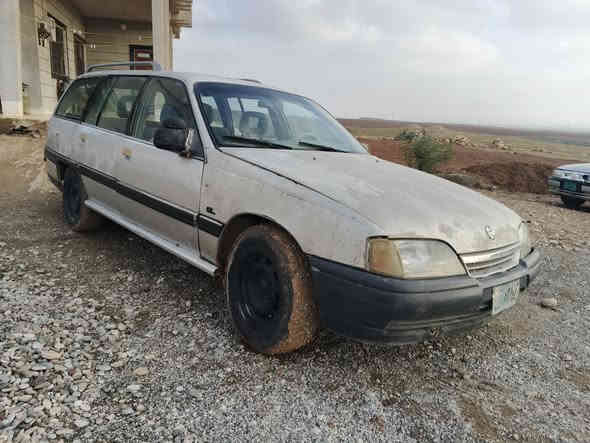 للبيع او مراوس بفكترا وانطي فرق
سلام عليكم اوميكا ستيشن موديل 1992 حجم 20 شرط تحويل ما مسجل كابون 
العنوان ناحيه زمار
سعر 15 قفل 
رقم الهاتف ***********
