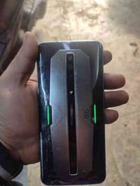 ريد ماجيك 6 برو 256 رام 16 شاشه 165 فريم بيه فطور بلضهر والشاشه بس مما...