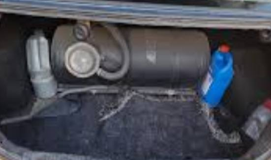 ابتره موديل 2004رقم كركوك سنويه لل29 بطاقه بانزين بيهه .منضومه غاز
تدفئه تبريد صدر جديد صار سبوعين مبدله 
لايت زينون تخم تاير امامي جديد محرك كير بلشرط سياره مفوله مابيه نقص السعر 55بي مجال بصيط ***********
