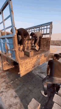 اعلان 👍👍***********
يعلن معمل بلوك ميسان عن توفر بلوك درجه اولى شرط النسف اذاا ماعجبك مرجوع 
مستعدون لتجهيز كافه الدوائر والموؤسسات الحكوميه داخل المحافظه واقضيتها 

بلوك كهربائي درجه اولى قوي ❤️

للطلب  الاستفسار مراسله بريد الصفحه او الاتصال على الارقام التاليه 

*********** 
***********
