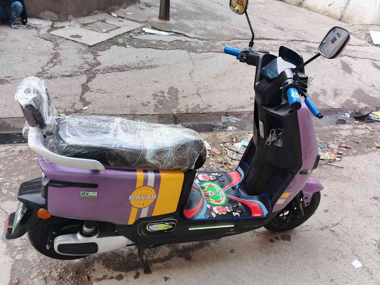 موطور شحن اللبيع 6 بطاريات ريان فول مواصفات بي بك للخلف شرط كلو شغل شرط كلو على فحص ملف 2000/رقم موبايل كورك اسياء بي وتساب موصل ايسر اتصل ودالل السعر 575/بيها مجال بسيط 
***********
***********
