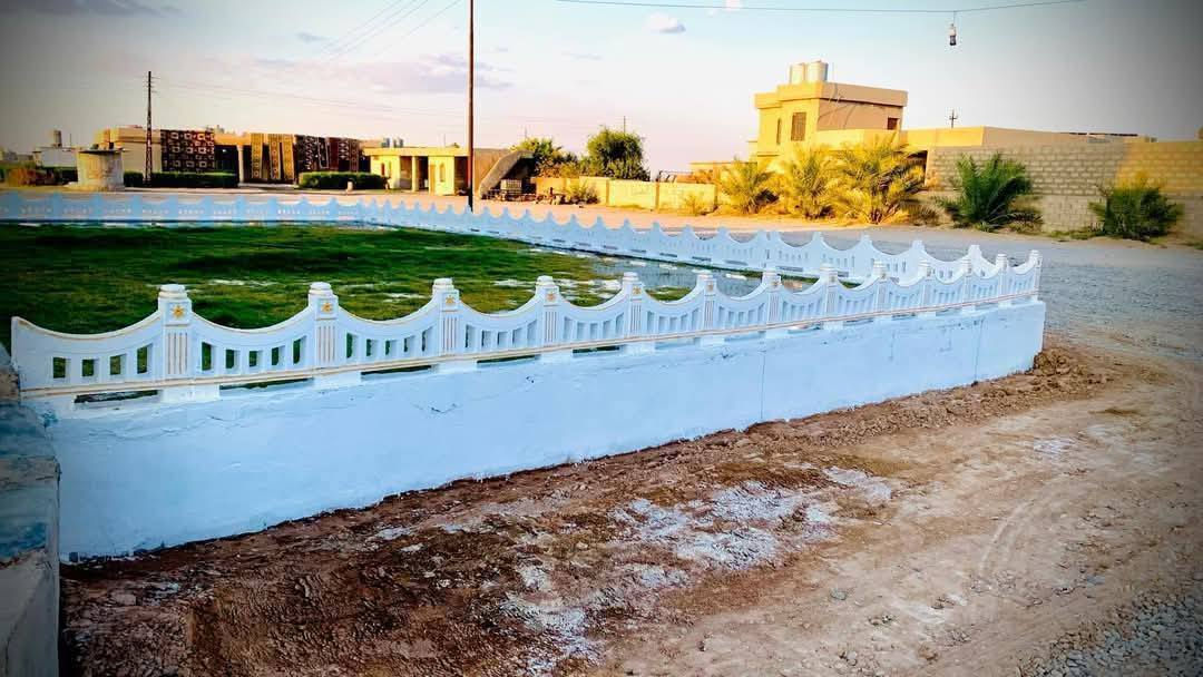 السلام عليكم 
يوجد قوالب حدائق غير مستخدم للبيع  سعر القالب 35الف 
الطول 60والارتفاع 40
مكان الشرقاط الايسر قريه عويجيله 
***********
