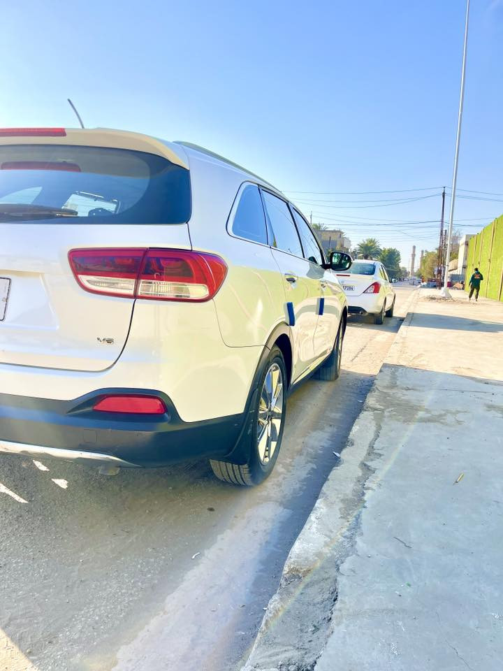 سورينتو 2016
6سلندر خليجي 
فول مواصفات
بانوروما
بصمة 
تحكم ستيرن
كشنات جلد
تدفئة كشنات
كاميرا خلفية
حساسات امامي خلفي
كشنات كهربائية
السعر 227 وبيهة مجال للتواصل
***********
