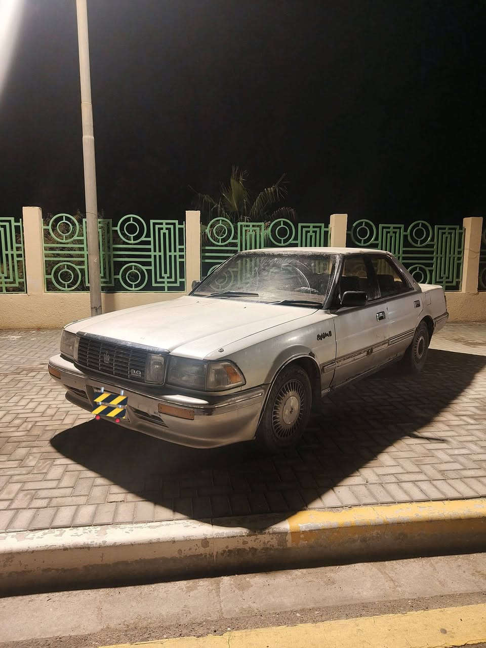 سلام عليكم سياره هارتوب موديل 92 رقم بصره سنويه 27 مكينه ڤيڤتي ثنين ونص وكير قبل فتره شديته السياره بأسمي تحويل ثاني يوم مكان السياره البصره  السعر 34وبيهه مجال رقم مبايل ***********ترهم مراوس بسياره بطه او بي أم حسب القناعة وانطي فرق
