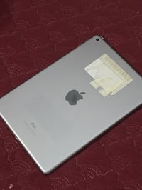 ايباد ٦ • ١٢٨ • بطارية ٩٣