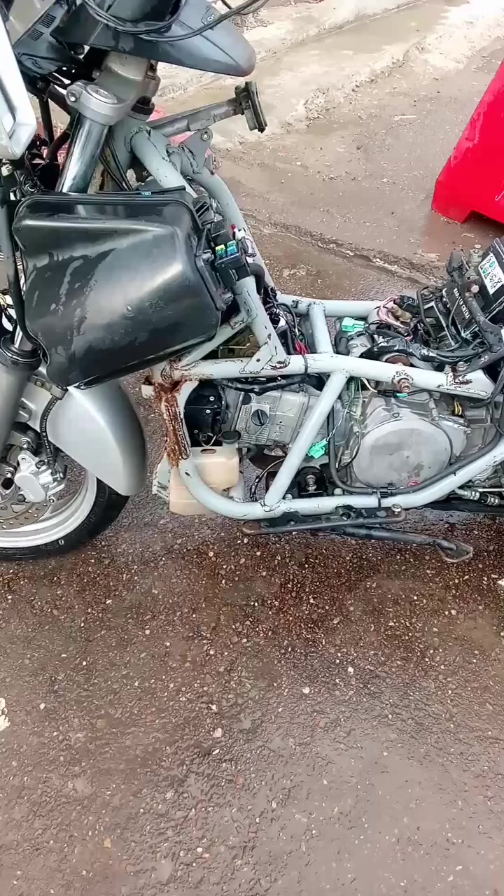 السلام عليكم للبيع مكاني بغداد الدوره سعرها 750 قفل *********** وهذا رقمي
