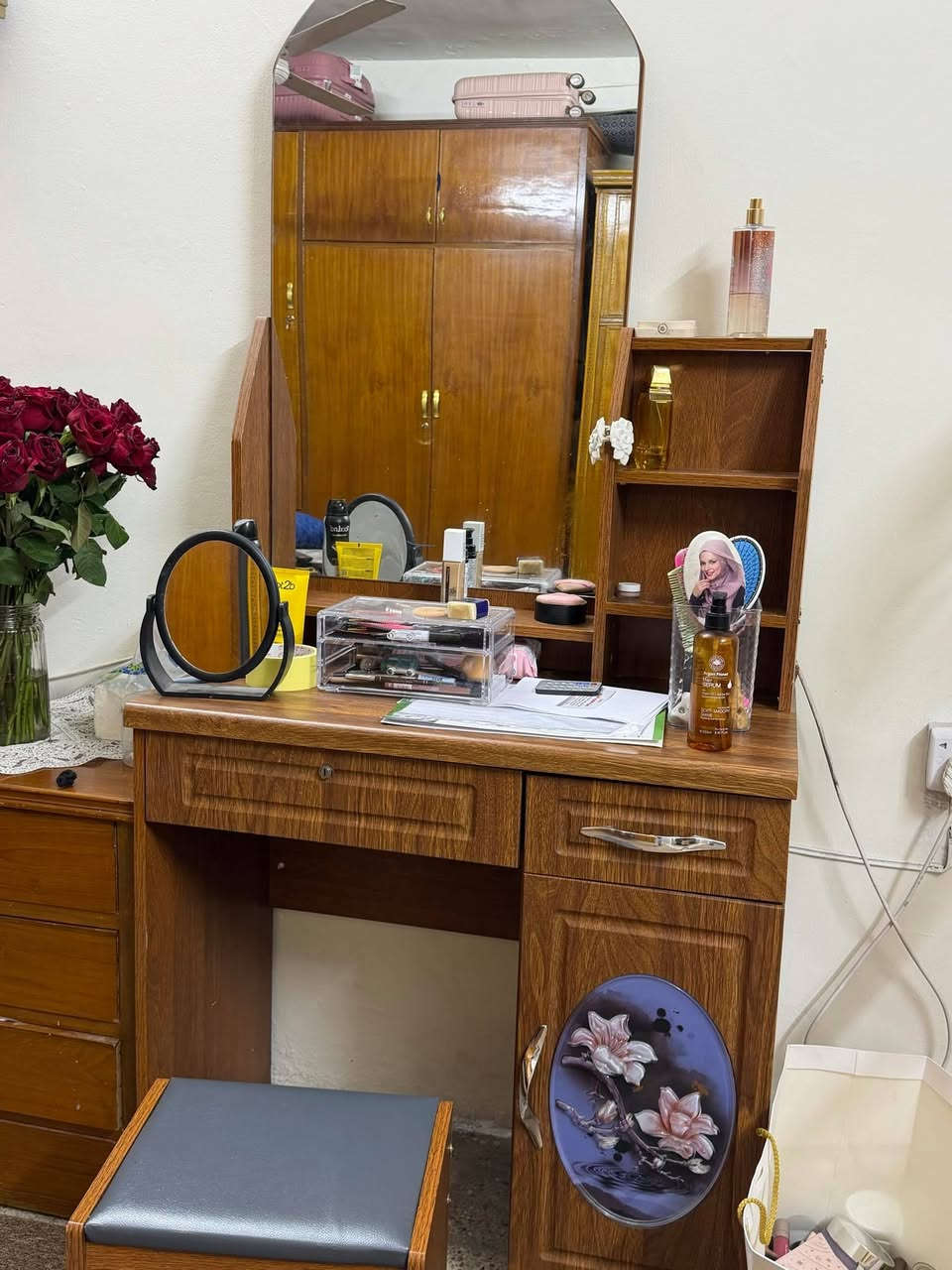 غرفه صاج كلش نظيف مسوي تفصال فقط ميز مرايه مابي سعره ٤٥٠ قفل عنوان بغداد العطيفيه


**إذا كنت صاحب هذا الإعلان وتريد حذفه لأي سبب، رجاءا أرسل رسالة إلى الدعم الفني**