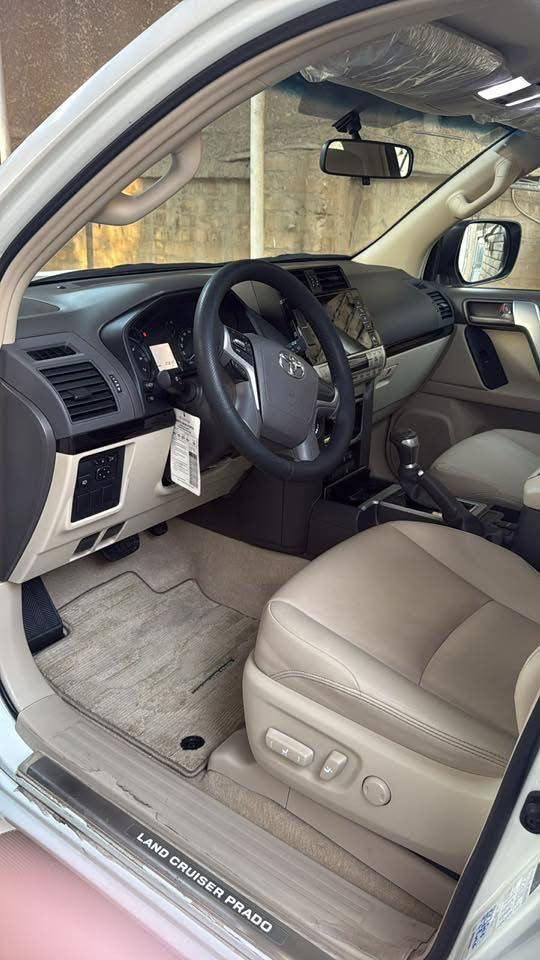 برادو 2023 
ساز TXS 
مكفوله 
ماشيه 20 الف 
السعر 49 الف 
موجوده باليرموك اربع شوارع 
الاتصال ***********
وتساب ***********
