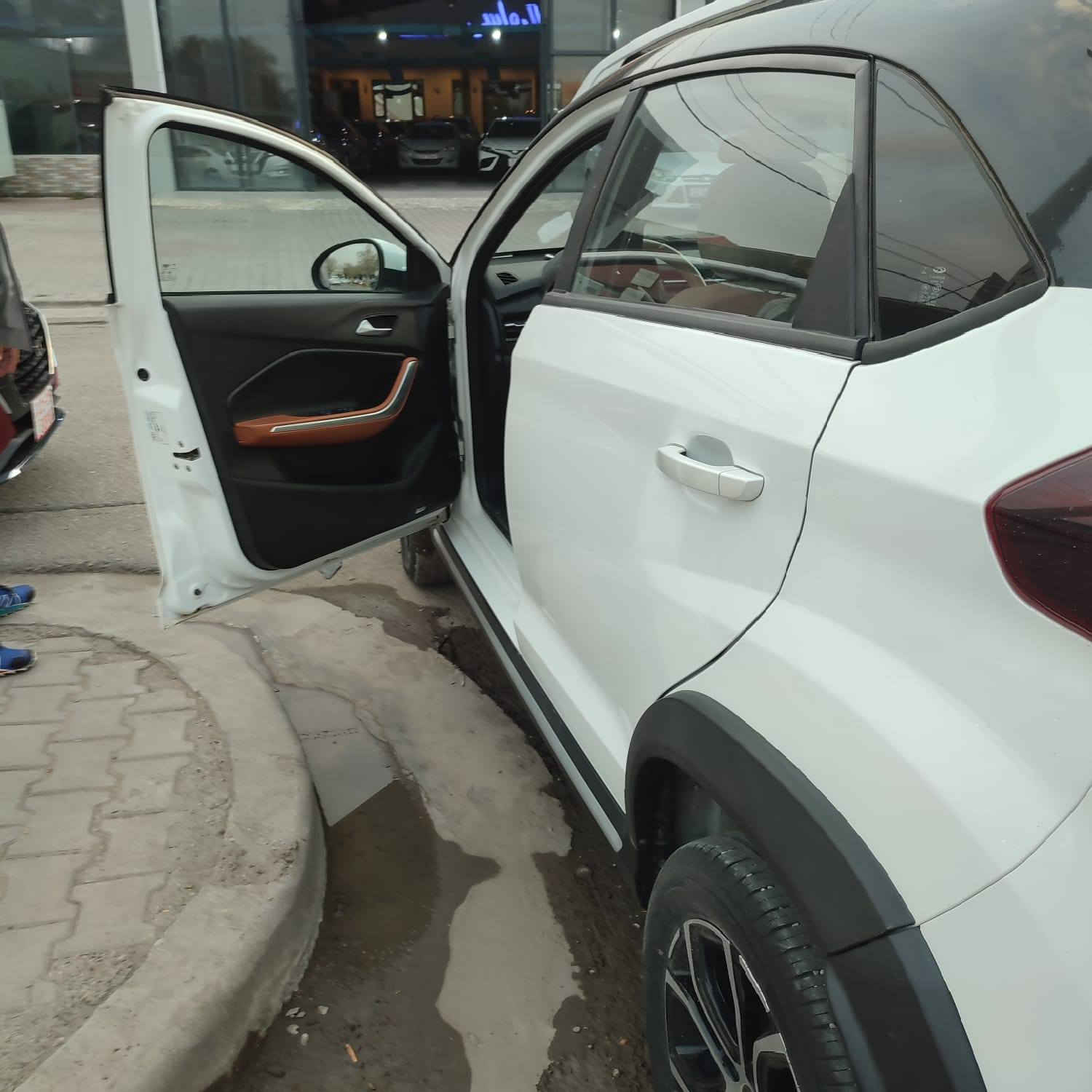 سيارة شيري للبيع سيارة ماشي ٣٣ الف زيرو لا صبغ لا تعديل سعر سيارة ١١٠ وبي مجال سيارة بطاقة بنزين شرط التحويل و الغرامات و بي وكالة مكينة ١٥ بدون توربو سيارة يمشي بنزين عادي شيري تيكو تو 
رقم الهاتف
***********
