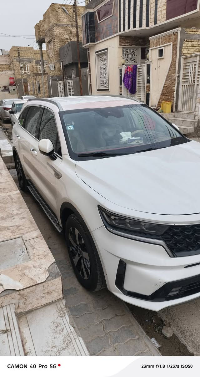 سورنتو ٢٣خليجي ٤سلندر حره رقم انجليزي ذي قار بسمي السياره بيها ضربه دعاميه وشخوط بالجاملغات الاماميه واابنيد بيهن صبغ بدون دواخل سياره نظيفه جدا مغلفه نانو إلارباك طاك سعرها 250وبيها مجال ***********
