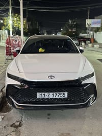 تويوتا كراون 2023 وارد امريكي لون ابيض حادثها جاملغ ومعدل عل بارد بدون...