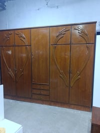 غرفه عراقي مستعمل متكون من ست قطع واتساب 07515177010