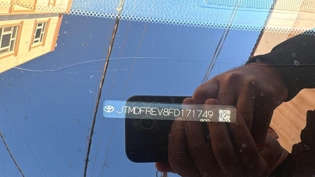 تويوتارافور 2015
قطعه صبغ جاملغ نفر 
تعديل بارد قليل
مواصفات لمتيد 
كوشن جلد 
سلايد
بصمه 
صندوق شفط
تحديد سرعه 
ايكو سبورت و نورمال 
سيارا شبه جديده تايرات جديد 
كير و مكينه بشرط سنوي و رقم جديد 
تحويل شرط
رقم الهاتف *********** دهوك, العراق
