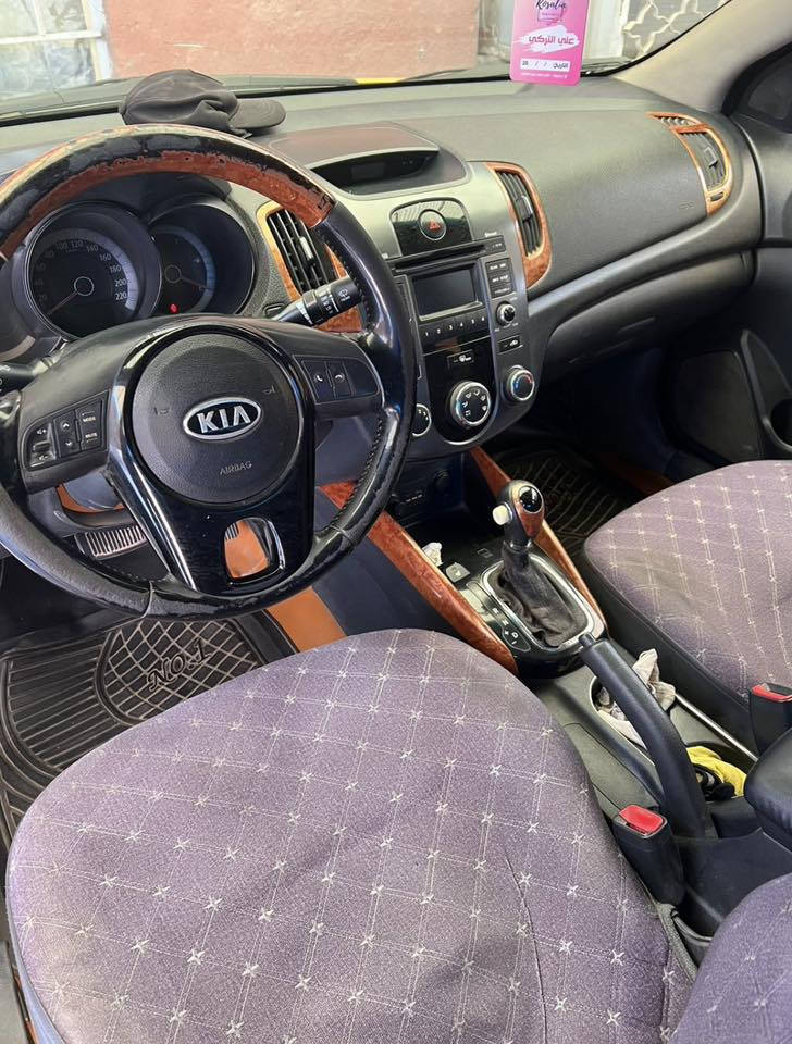 سلام عليكم كيا فورتي مديل ٢٠١٣ وارد امريكي السعر ٧٥التواصل ***********
