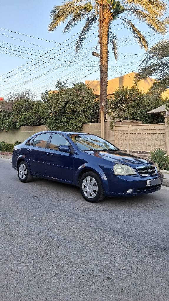 اوبترا موديل 2007 رقم بغداد دولي بأسمي .
كير . محرك نضيفات 
تبريد شغال ... تايرات نظيفه .
صدر 60 % 
/// السياره صبغتها عام جديد/// 
السعر 62 وبيها مجال بسيط .
مكان السياره بغداد العامريه .
للاستفسار ( *********** ) بغداد, العراق

