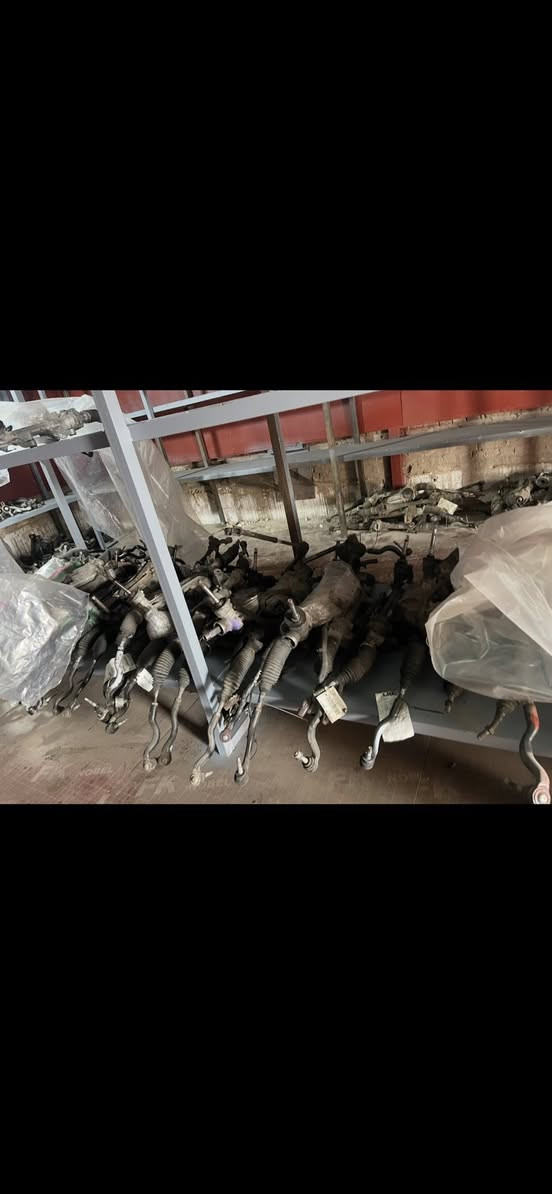 السلام عليكم 
متوفر مشط ستيرن كهربائي ⚡️ 
جميع أنواع السيارات الكهربائية المريكيه
متوفر فقط ماطور متوفر مشط كامل 
متوفر صيانه متوفر برمجه 
متوفر قطع غيار جميع أنواع السيارات المريكي 
اخوكم عمر التميمي


**إذا كنت صاحب هذا الإعلان وتريد حذفه لأي سبب، رجاءا أرسل رسالة إلى الدعم الفني**