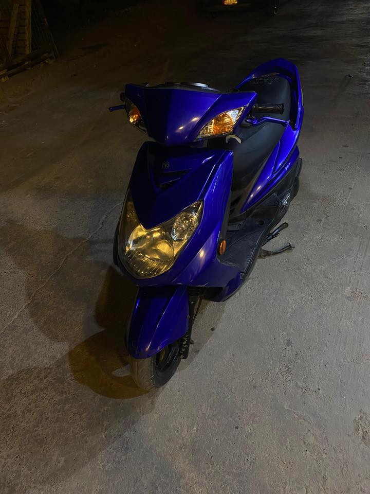 سكنس فحل طلاعات كوري نوزل خطين 
دراجه حلوه ونضيفه ومابيه اي شي تجاري كله اصلي وبلادي 
{بيه كلجات WF}+دبلات خلفيهRPM+ويل عنكبوت
مكينه58بلاديه دراجه ممفتوحه 
دراجه شلعه ومعدل طيران اوراقه موجوده شرط الفحص مكاني {الأعظميه}
***********
