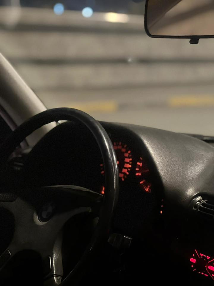 السلام عليكم من رخصة الادمن 700 للبيع مكان السياره بصره رقم السياره قادسيه شرط تحويل 
مكينه مفتوح 
1حداده جديده
2مكينه وكير مكفول
3 منظومة بانزين جديده + نوزل جديد بلك جديد فيتبم جديد تانكي جديد
4 منظومة ماء جديد+ راديتر جديد جاينات جديد ولف حماوة جديد 
5 فلنجات جديد + دسكات جديد
6 كاردن جديد
7 تخم تاير جديد
8 باتري جديد
9 جامه اماميه جديده
10 كهربائيات شغاله
11 سنتر لك جديد + ابطالة كله جديد حت الصندوق يقفل
12 كيجات كله شغاله كيلو متر رون حماوه كيج البانزين شغال بس الطوافه عاطله
صورت السياره ع وصخه ما غاسله والله كشرته حلوه بس يحتاجله بوليش 
السياره بيه درايم شفتات تعبانه تصليحهن عليه يعني انزل من السعر 
مكان السياره البصره المعقل
السعر 40 وينزل من سعره التصليح والغرامات
***********
اتصل وانه بخدمتك او راسل واتساب وتدلل
