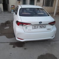 كورلا هايبرد 2024  ماشية 17 الف  كفاله بيها اربع اصابع بارد بالباب الخ...