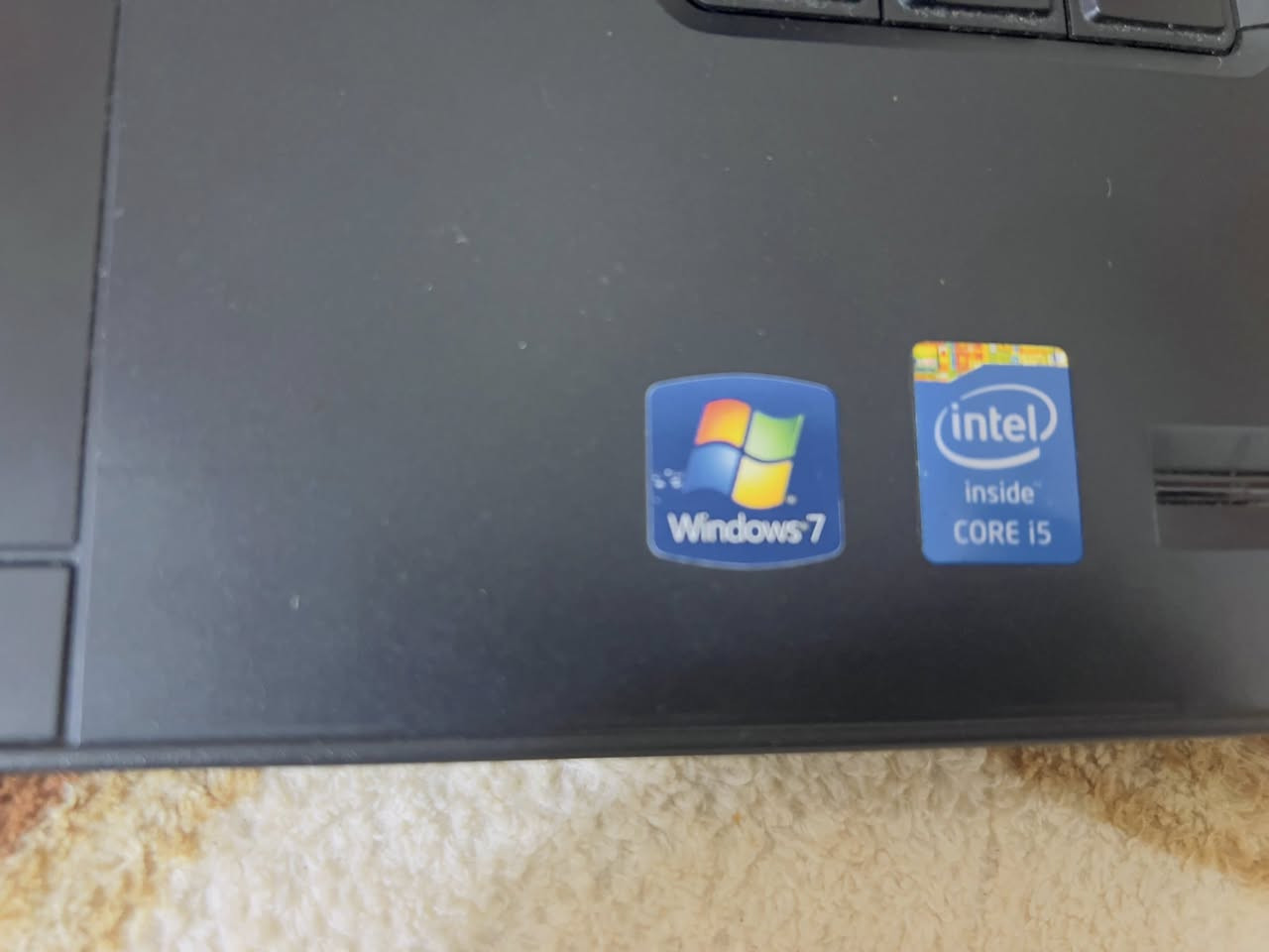 المواصفات موجوده بصوره سعر100اخو البلاش مع جنطه ومارس وشاحنه وذاكره500المكان مدينه الصدر ***********
