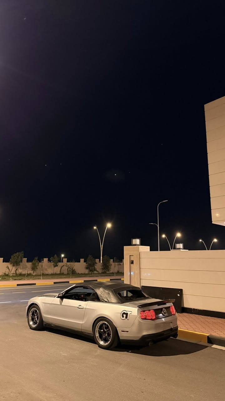 سلام عليكم البيع  موستنك  حبتور2010
مكينه سته سلندر4000 مكينه وكير وحداديه شرط حادث خلفي مرشوشه جمالية اثر جراد  تخم تاير كشنات جلد كشف كهربائي رقم بغداد مشروع وطني اب اسمي سنويه ال2030تبريد نقص شبجه فقط سياره جاهزه  من كلشي كلش حلوه مكانها بل بصره سعرها63 بيها مجال بسيط لاستفسار ‭0773 837 7863‬
