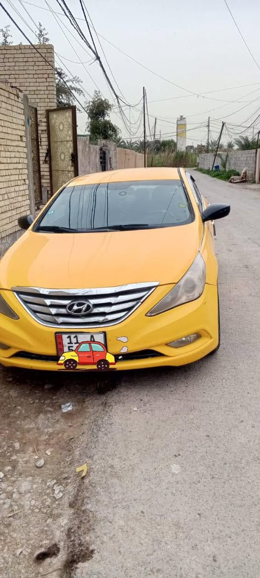 سلام عليكم سوناته موديل ١٢ أمريكي حادثه جاملغ خلفي تعمير فقط بدون كص سياره ليبل واحد فول بصمه فتحه تدفه كشنات 
المكينه ٢٠٠٠ جيدي اي سياره جاهزة عوزه فقط راديتر مال تبريد 
صدر جديد كله تخم تاير جديد  العنوان مدينة الصدر. السعر 83 وبيها مجال  اخوان كلشي ذكرته لاتخابرني تكلي شبيها  صبغه جديده. ***********
