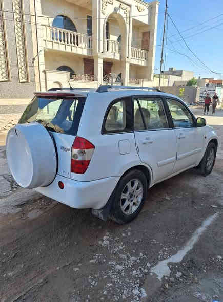 السلام عليكم تيكو 2012 نظيفه للبيع 
السياره بيه نص باب خلفي صبغ فقط الباقي مكفول  
محرك 2000 المرغوب  الكير ميكانيك  المرغوب  مكفولات 
تبريد  ثلج  ثلج. تدفئه 
صدر حداديه نظيفه جدا 
السياره  جديده ماشيه 75 الف كم.
مواصفات فوول معروفه التيكو 
رقم انكليزي الجديد بغداد سنويه مجدده لل 2030
هزه جديده  باسمنا تحويل مباشر 
السعر  59 
***********
***********
