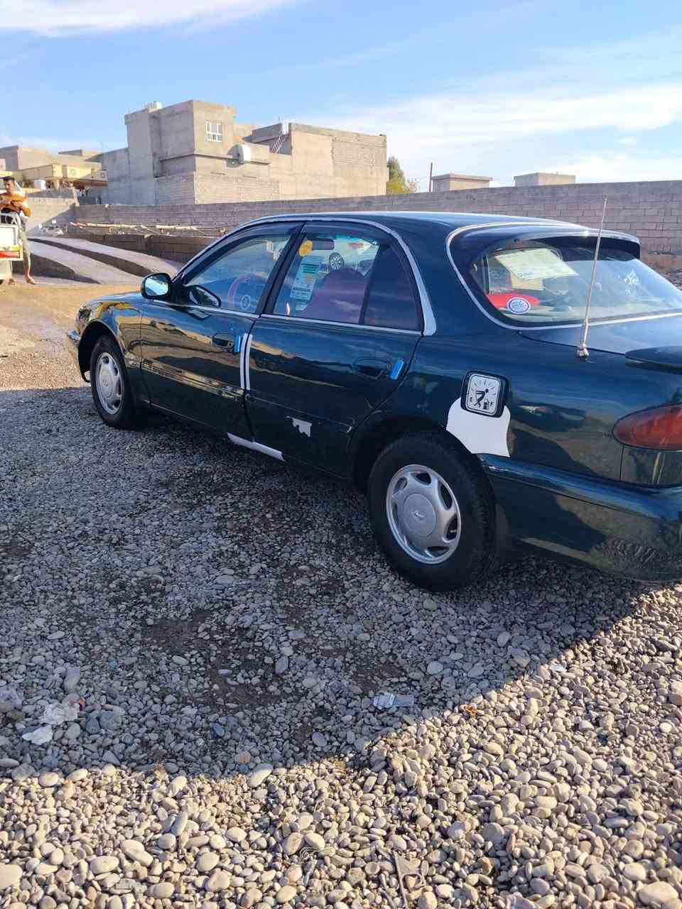 السلام وعليكم مرخصت الادمن المحترم..
سوناتا تو موديل 94 رقم ديالئ انكليزي 
سنويه نافذه صار شهر. شرط التحويل 
مكينه وكير شرط خير من الله تخم تاير
جديد حداديه امامي خلفي كلها جديده 
مكان السياره ديالى بعقوبة جرف الملح 
السعر 43 وبيها مجال بسيط تفاصيل اكثر 
اتصل ودلل *********** المقدادية, ديالى
