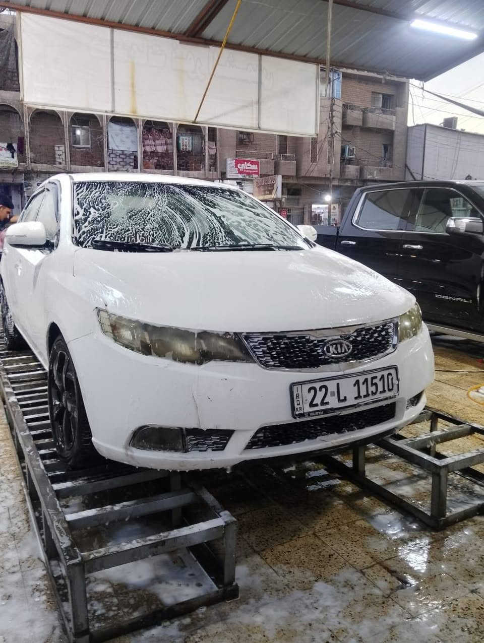 السلام عليكم كيا سيراتو موديل ١١ سياره مال بيت من البيت لل عياده استخدام شخصي مكينه حلوه بس بيه راجز واحد كير صدر تبريد ثلج خير من الله تايرت باتري شاشه تحكمات سياره حلو ومناسبه اتريد وكاله اتريد تحويل ارقاج جدد انكليزيه  مكان السياره اليرموك  *********** اخوان مكلف بل نشرالانتصال بل رقم المذكور رجان بغداد, العراق

