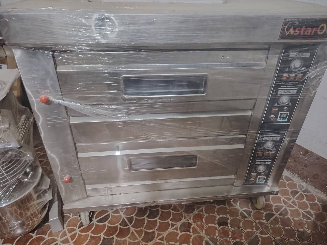 السلام عليكم
عندي غراض للبيع
فرن
حماية صوصات
كابسة سندويجات
هذني جدد ممستعملات ولا دقيقه
معجانه استخدام كلش قليل يعني شهر تقريبا
للتواصل على الرقم ***********
او الخاص
