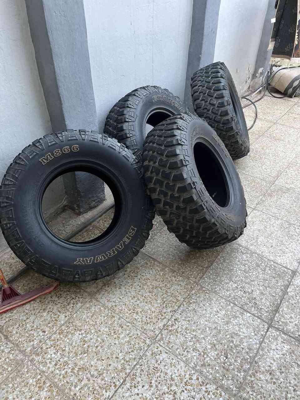 من رخصه مدير الكروب
سلام عليكم
تخم تاير نوع خشن لقمه وسط
صيني درجه اولي
 بدون ضرب
بدون فطر 
بدون بنجر
السعر300وبي مجال بسيط
رقم الهاتف***********
