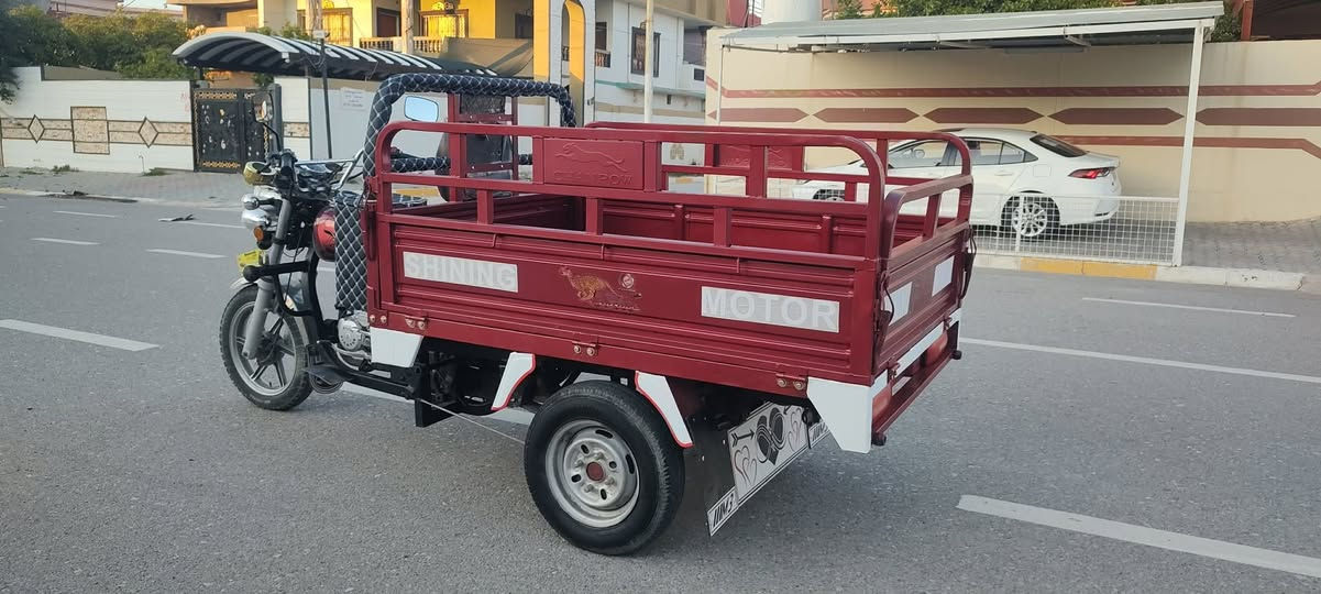 سلام عليكم
للبيع ستوتة موديل 2023
أوراق كامل بيها ٧ أوراق جنوبية
شراي خابر *********** مكاني طوز خورماتو
