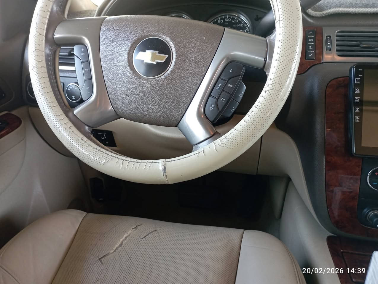 سلام عليكم
لعشاق شكل القديم
للبيع شوفرليت تاهو 2013 (((((خليجي )))))LTZ

✨️العداد مسافات 179 كم 
✨️رقم بغداد بأسمي 
✨️مرايه كهربائيه شفط  قلاب مع اشارات جانبيه 
✨️فتحه سقف 
✨️شاشه مع سماعات 
✨️كشنات الاماميه تدفئه وتبريد ️مع خزن ميموري
️والخلفيه تدفئه 
✨️تشغيل عن بعد ريمونت عدد 2
✨جنطه شفط 
✨تخم تاير جديد مع باتري جديد
✨تواسه بانزين تحكم
✨لايت زنون 
السياره جاهزه بدون نواقص

✨️السعر 295$وبيه مجال 

مكان بابل القاسم 
للاستفسار الاتصال ***********
