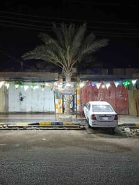 بيت للبيع مساحته 220موقعه تجاري الشارع بي محلات 2بي 5غرف فؤك 3وجوه 2طا...