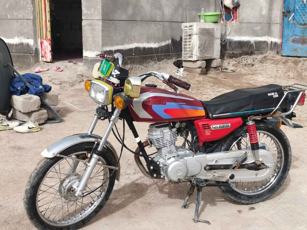 دراجه نامه البيع محرك نظيف بلادي مامفتوح سعر بيه مجال 650 مكاني قضاء المدينه. وتساب ***********
