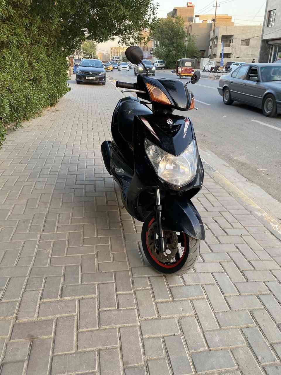 السلام عليكم سكنس فحل كابريتر مكفوله دراجه مصاله هواي نازله من رمبه كلها بلادي مكينتها بجيس سلف وكابريتر بلادي  شلعه معدل نعومه لاتبخير لاتنقيص ولا نضوح دراجه معايزه شي بس فج بريك  سعرها ٦٧٥ بيها مجال مكاني دوره ***********
