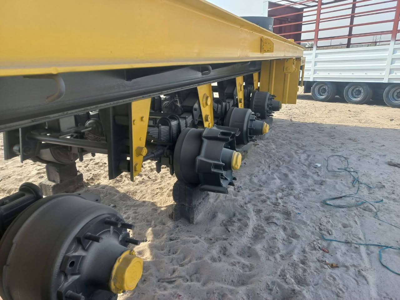 عربه طول  13/16/دناكير 14مربع 4محاور شاصي 16شريط اربع دناكير بليته بنطرون عربه مكفوله من كسر او فطر
عربه جناب لبيع اربع محاور 
‎0777 948 8860
*********** وتساب
