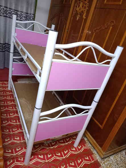 موجود قريوله مال اطفال طابقين للبيع جديده هذا رقم موبايلي ***********او ***********
