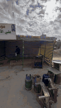 للبيع بغداد مدينه الصدر مكلف بل نشر ‭٠٧٧٤ ٢١٦ ٩٨٢٧‬
