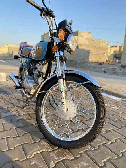 نامه ايراني 4 گير 
موديل 25 نزلتها ع ايدي من شارع فلسطين
مامشتغله دلفري اكرر مامشتغله دلفري ابد  
برغي واحد مامفتوح تعال افحص واذا اكو شي اخسرها الك ببلاش مكفولة من كلشي 
مكاني بغداد الشعلة 
***********
