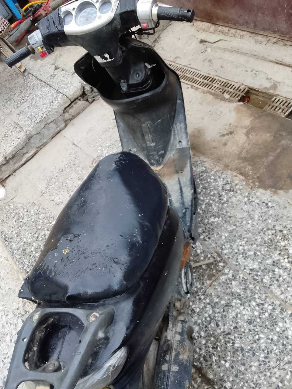 دراجه حجم ستين للبيع سعرها 150بيها مجال مثل مشوفون دراجه علا وضحه نضيفه سائله نفسه مكاني بغداد الغزالية
رقمي اثير ***********بي واتس 
رقمي كورك ***********
