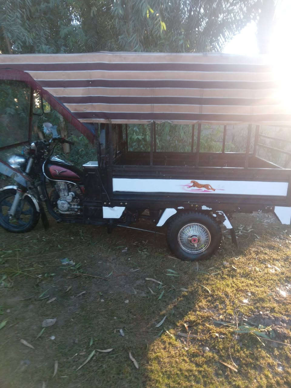 سلام عليكم ستوته للبيع ام طير فحل موديل 2020كهربايات كلهة شغاله ستوته نضيفه ماناقصهه برقي أوراق كامله سعر 1800وبيهه مجال مكاني بعقوبه رقم ***********
